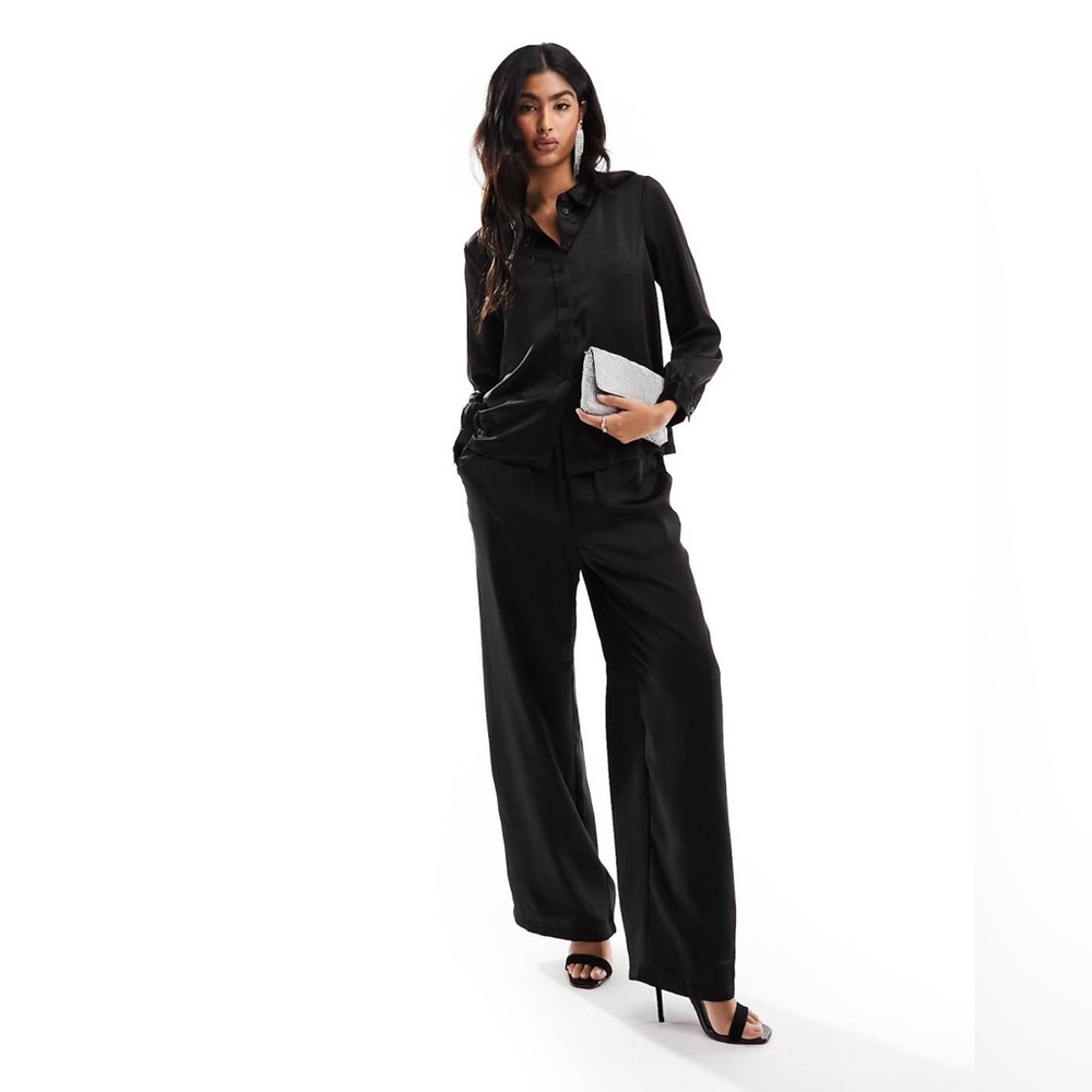 ONLY Let me Adore You Satin shirt, black button up collared SZ XSmall